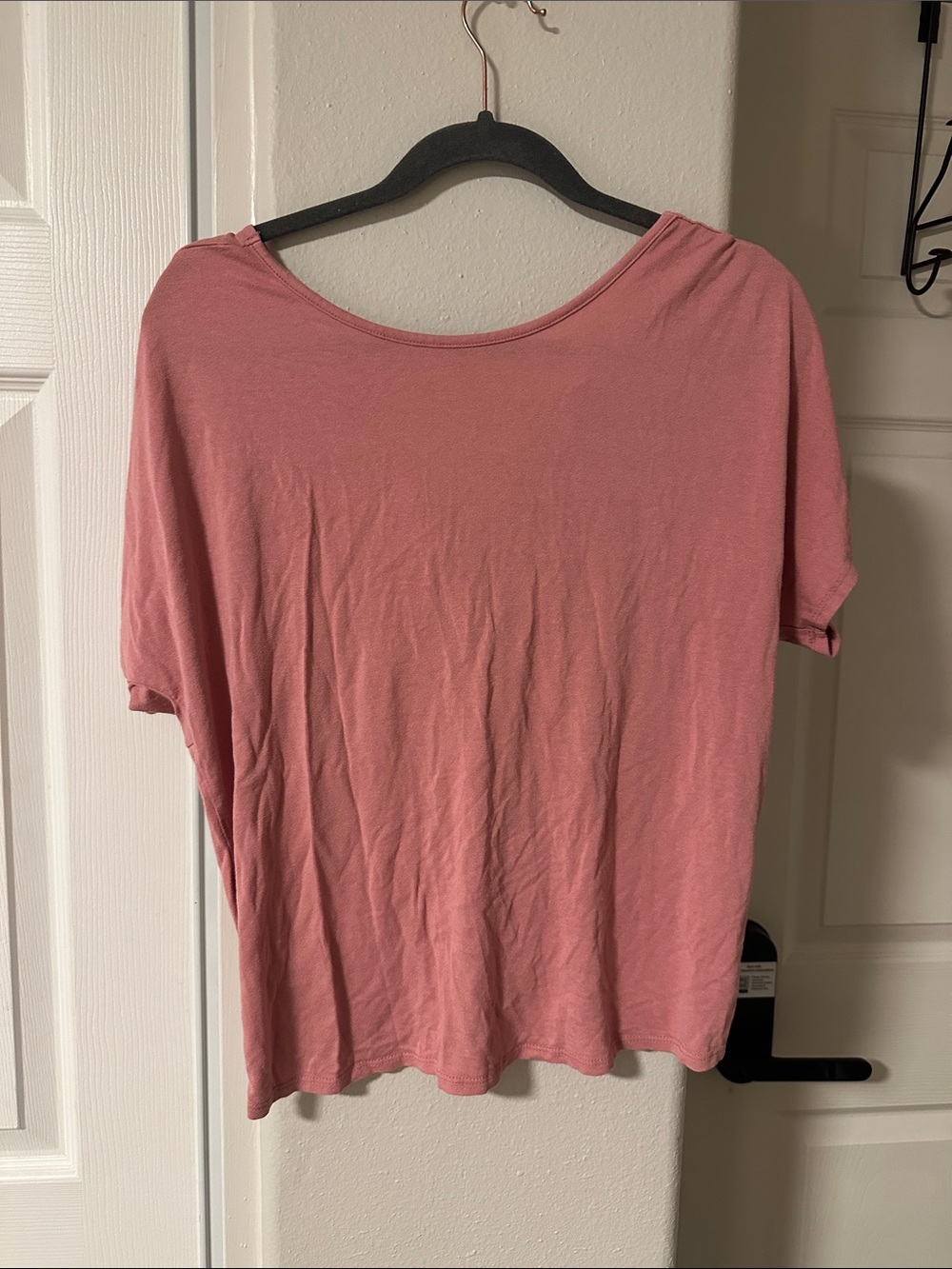 Women's Relaxed Short Sleeve Top in Dusty Rose